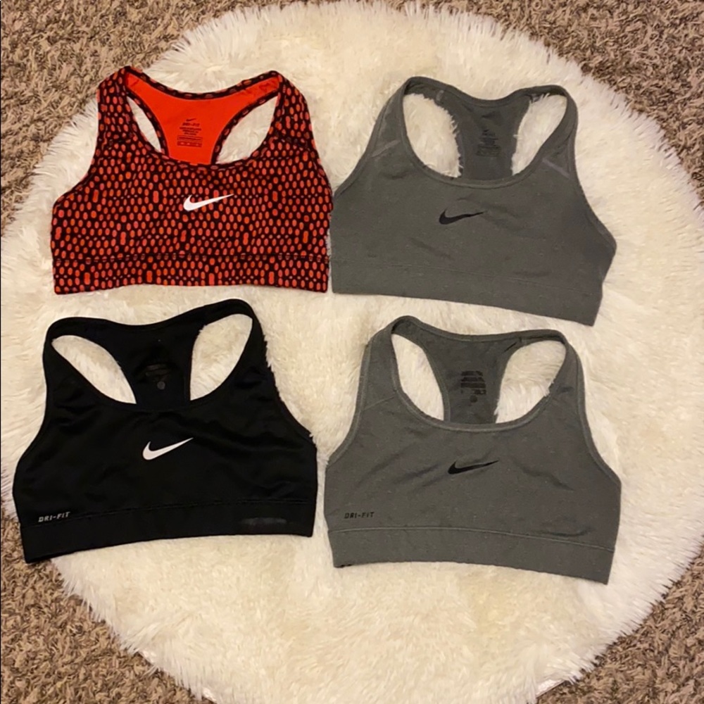 BUNDLE OF 4 NIKE BRA XS
